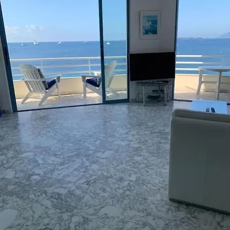 Avec Vue Exceptionnelle Et 6 Couchages Juan-les-Pins